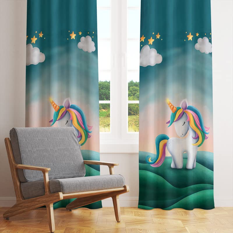  Vibrant unicorn-themed curtain featuring stars and clouds, ideal for creating a whimsical atmosphere.