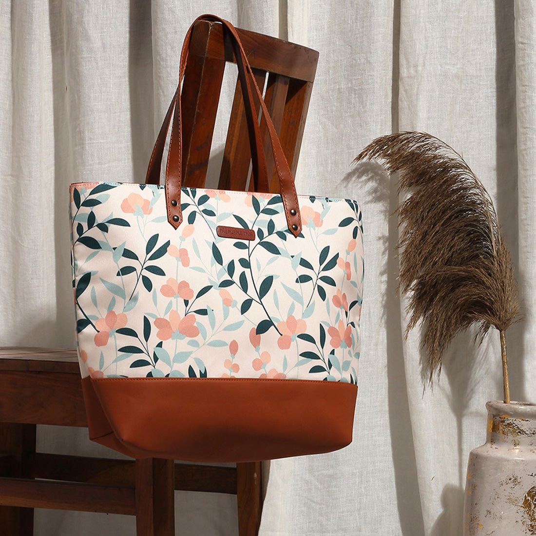  Stylish floral tote bag with brown leather handle