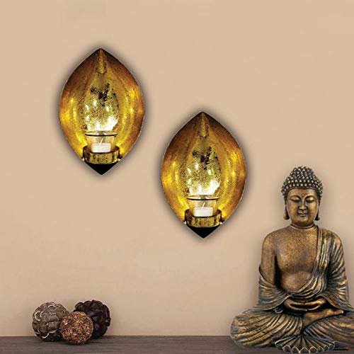  Luxurious gold leaf wall fixtures with candle holders, ideal for enhancing the aesthetic of your space.